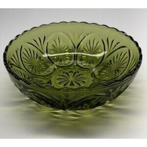 Anchor Hocking Medallion Green Glass Bowl Star Cameo Vintage MCM Serving